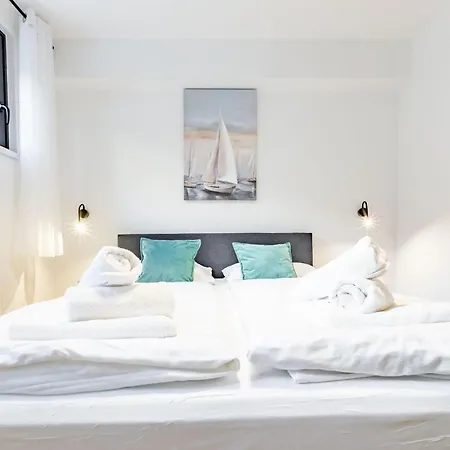 Km 1 Exclusive Задар