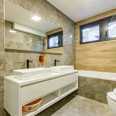 Apartman Km 1 Exclusive Zára