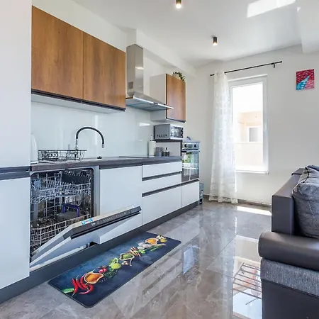 Km 1 Exclusive Апартаменты