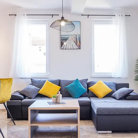 Km 1 Exclusive Apartman Zára