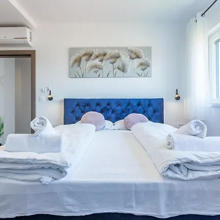 Km 1 Exclusive Апартаменты Задар