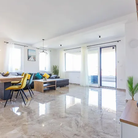 Km 1 Exclusive * Zadar