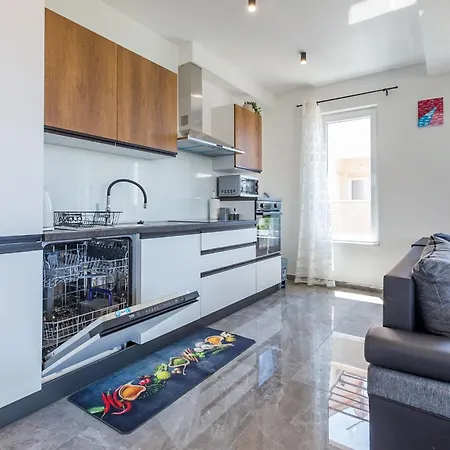 Km 1 Exclusive * Zadar